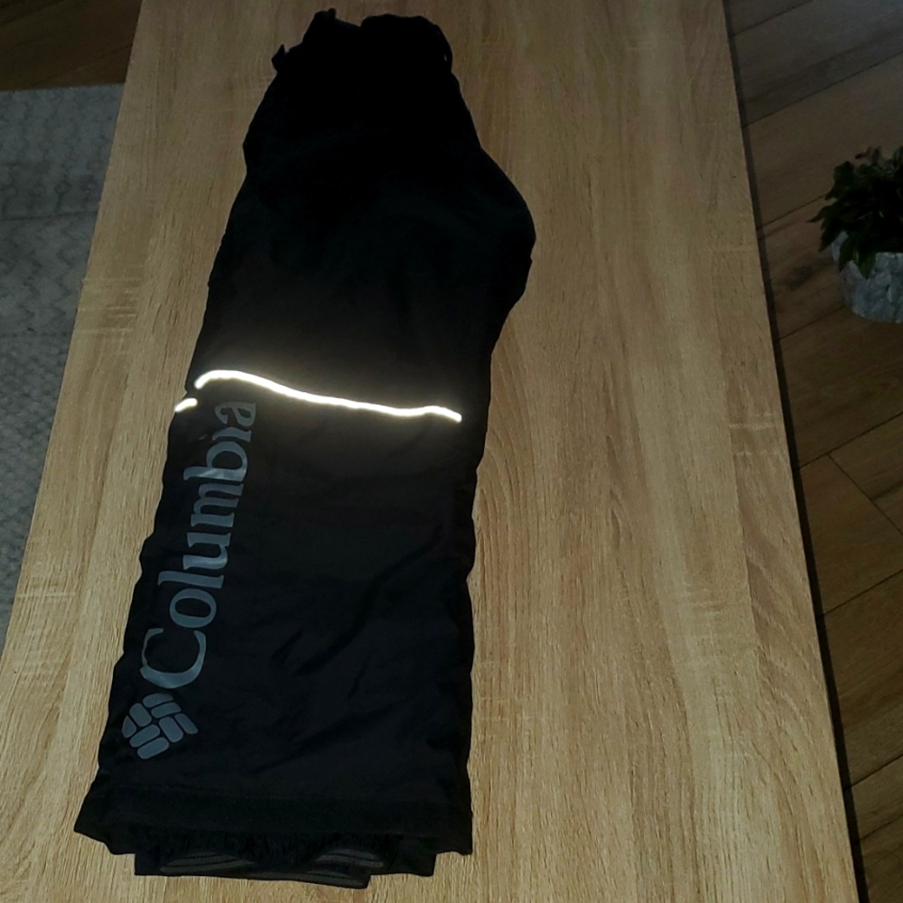 Columbia Bugaboo youth small snow pant.